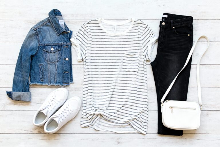 Affordable outfits with white sneakers