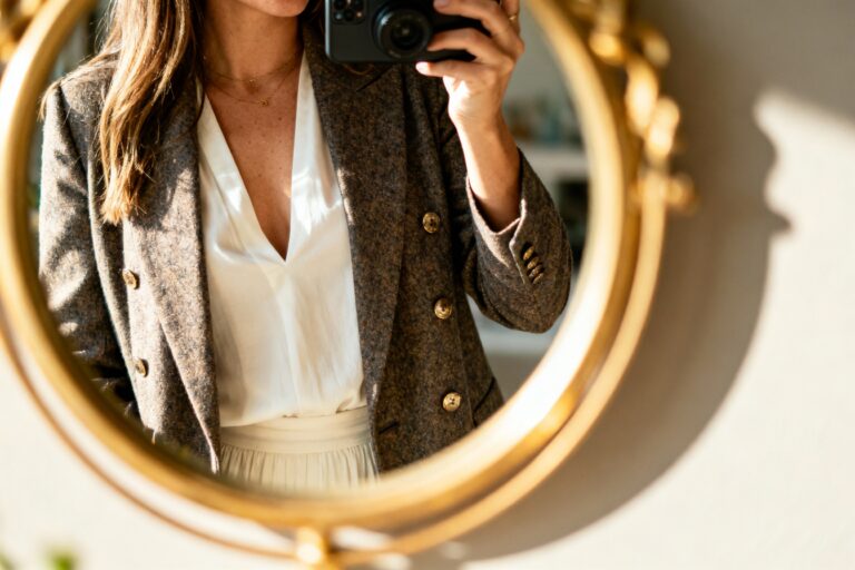 How to dress to feel confident