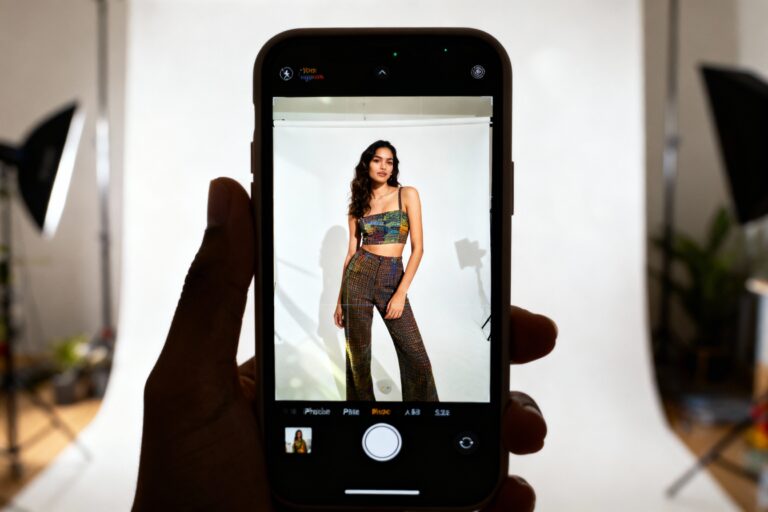 How to fix a boring outfit in 2 minutes